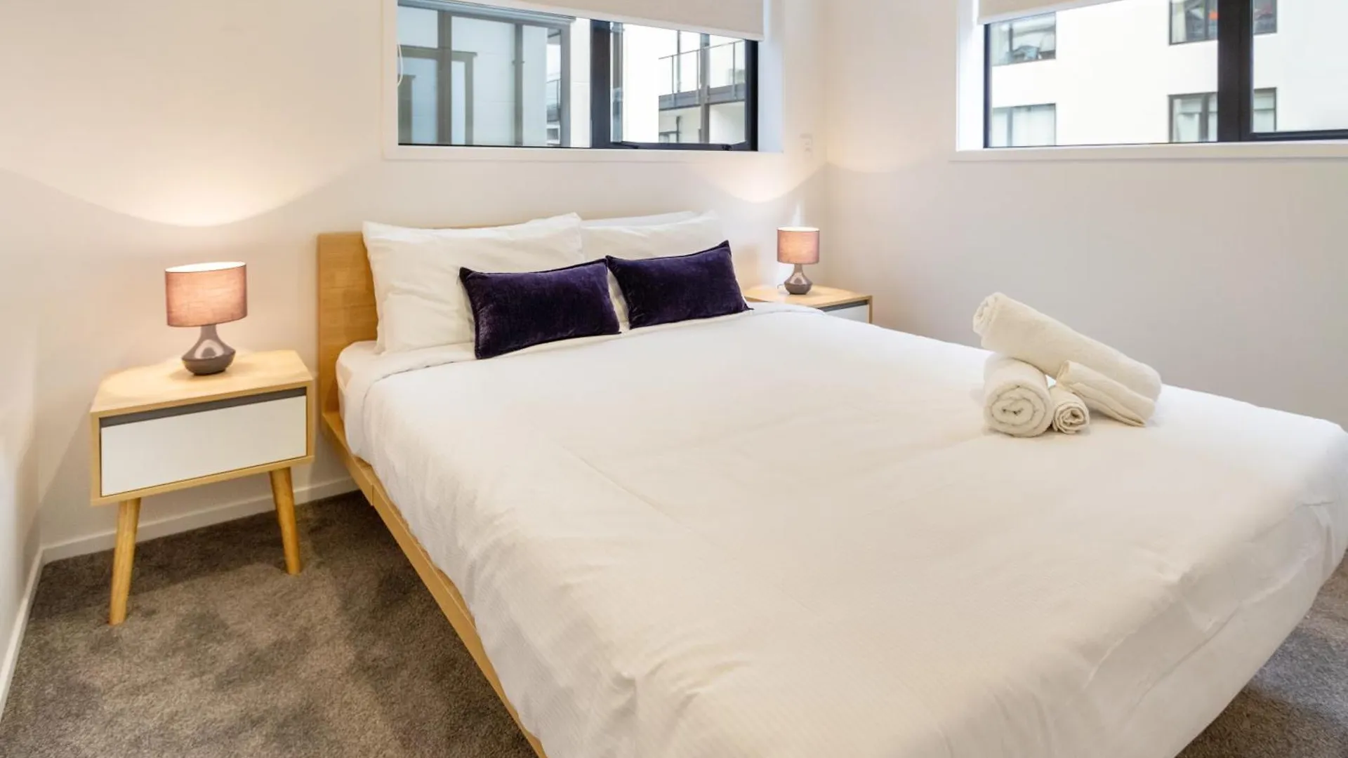 דירות כרייסטצ'רץ' Stylish Cbd Escape 2Br Townhouse